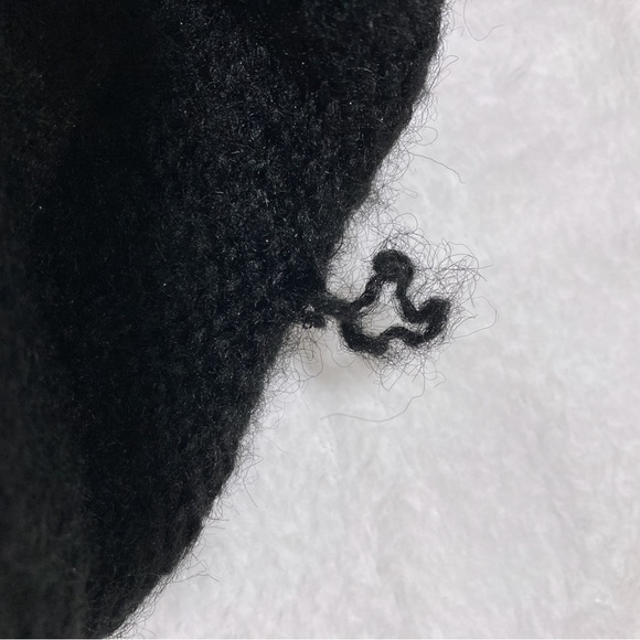 Old Navy Vintage-Style Cardigan Sweater - Picture 4 of 7